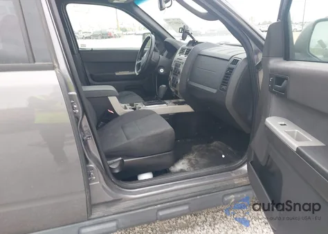 2011 Ford Escape Xlt from USA, damaged, VIN 1FMCU9DG1BKC03396